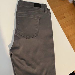 Petite pant size 4 Truth and Theory